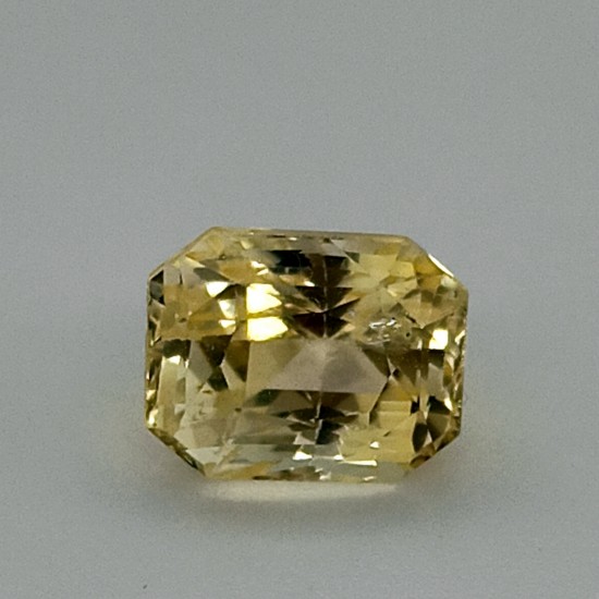 Yellow Sapphire (Pukhraj) 3.93 Ct Best Quality Yellow Sapphire (Pukhraj) 3.93 Ct Best Quality